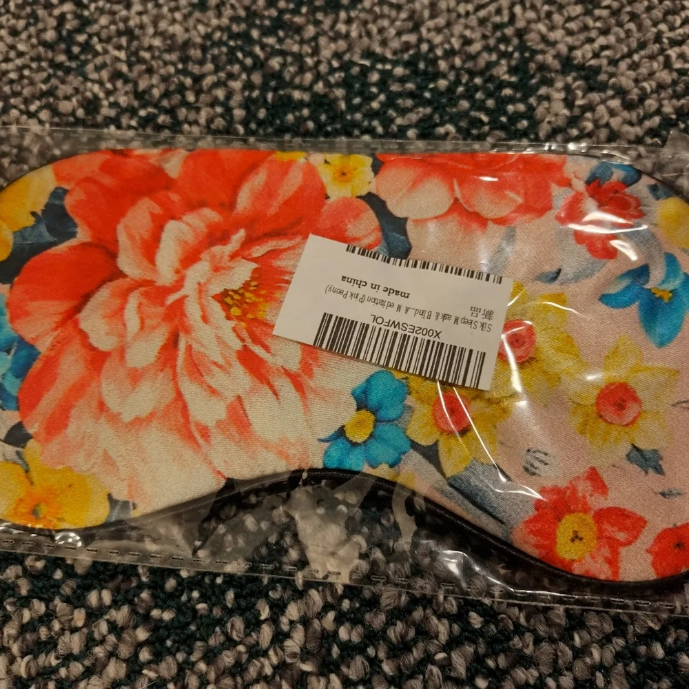 NWT! Floral Eye Mask